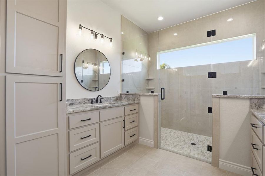 Furnished interior view inside a new home in , Granbury (Image 16).