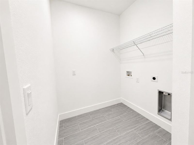 Spacious, unfurnished interior of a new home in , Orange City (Image 16). Spacious, unfurnished interior of a new home in , Orange City (Image 16).