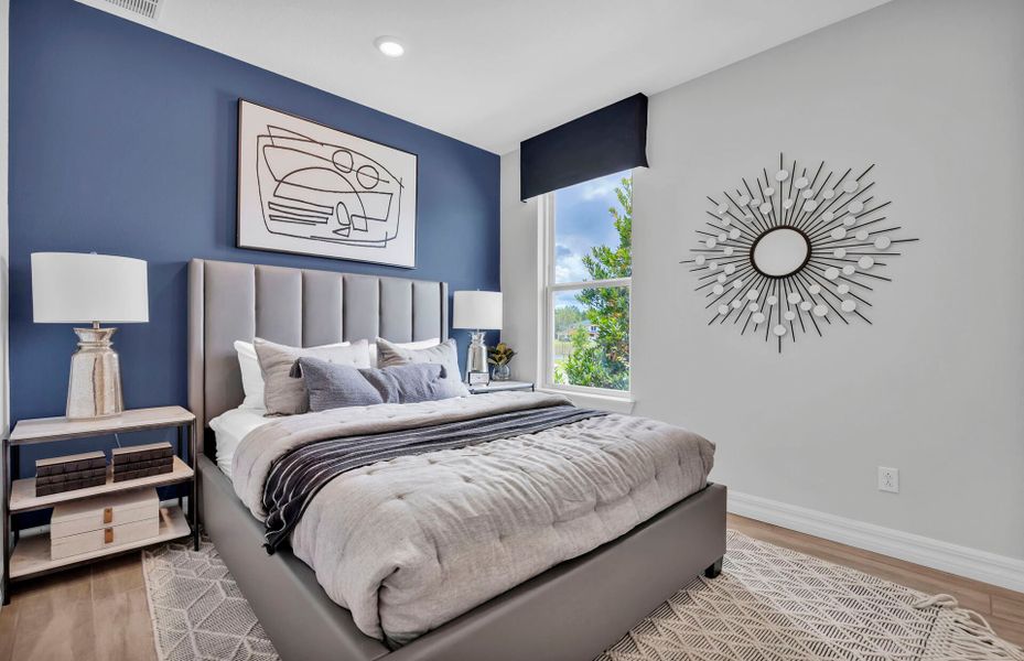 Furnished interior view inside a new home in Hyland Trail, Green Cove Springs (Image 4).