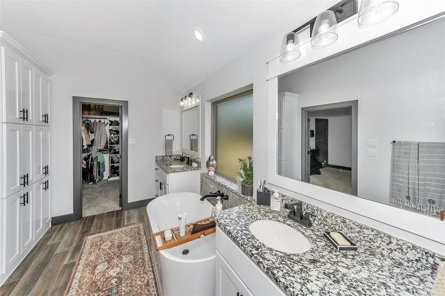 Furnished interior view inside a new home in , Weatherford (Image 9).