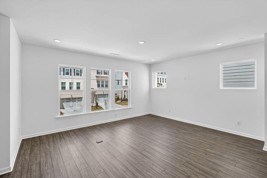 Spacious, unfurnished interior of a new home in Somerset at Veterans Memorial, Mableton (Image 26).