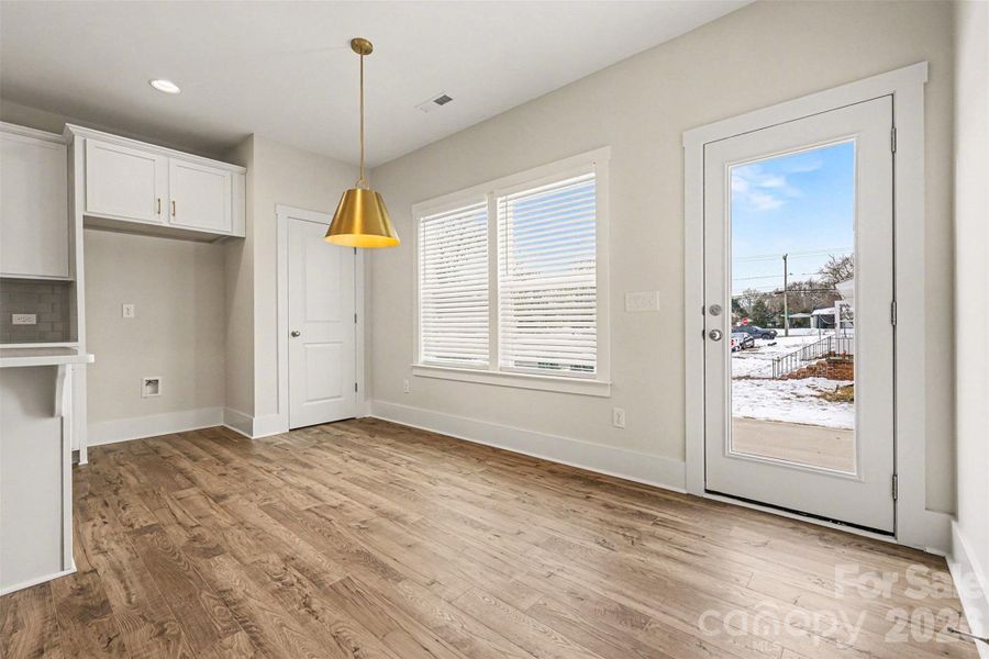 Spacious, unfurnished interior of a new home in , Charlotte (Image 20).