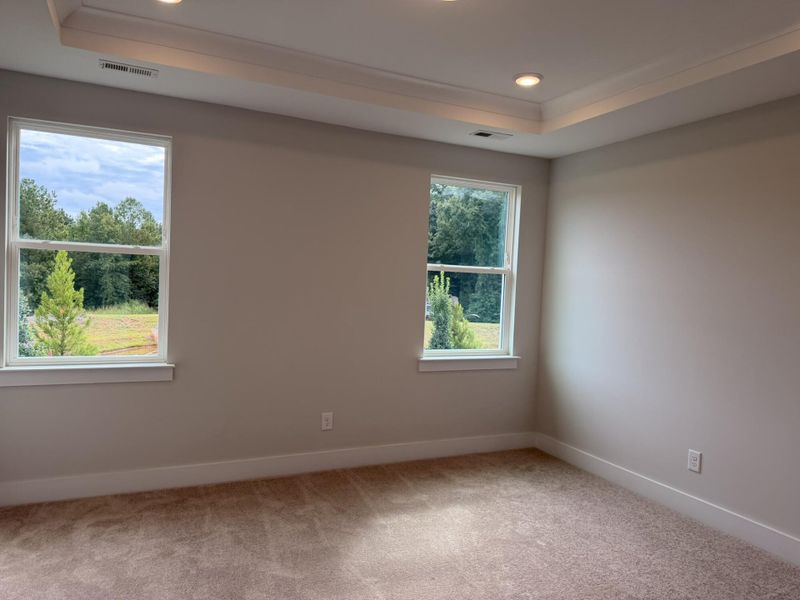 Spacious, unfurnished interior of a new home in Blythe Mill Townhomes, Waxhaw (Image 13).