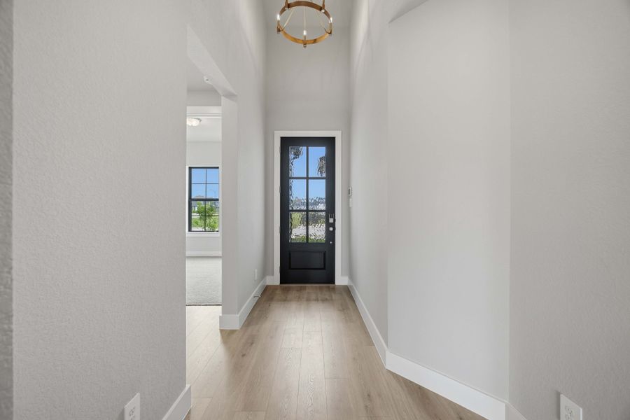 Spacious, unfurnished interior of a new home in Elyson, Katy (Image 19).