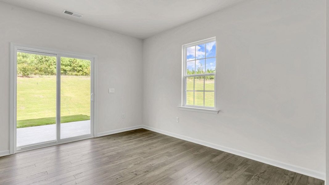 Spacious, unfurnished interior of a new home in Bryson Park, Lexington (Image 15).