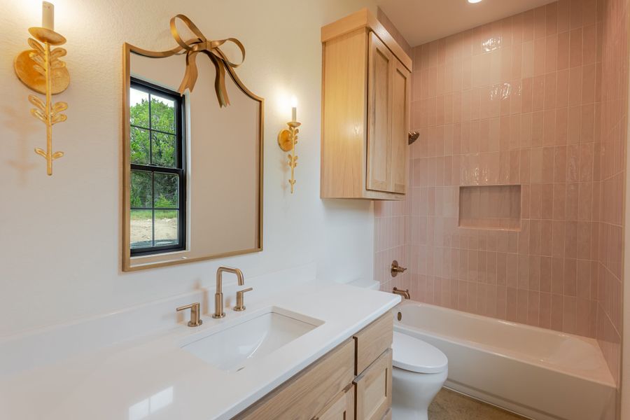 Furnished interior view inside a new home in Eagles Bluff, Weatherford (Image 14).
