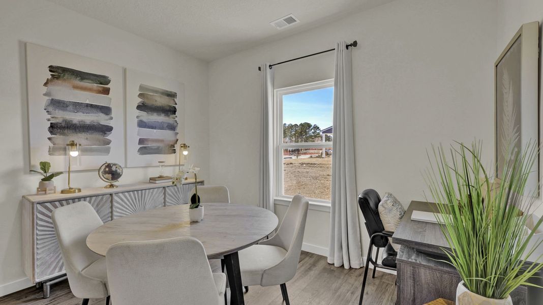 Furnished interior view inside a new home in Fairview Hills, Cleveland (Image 9).