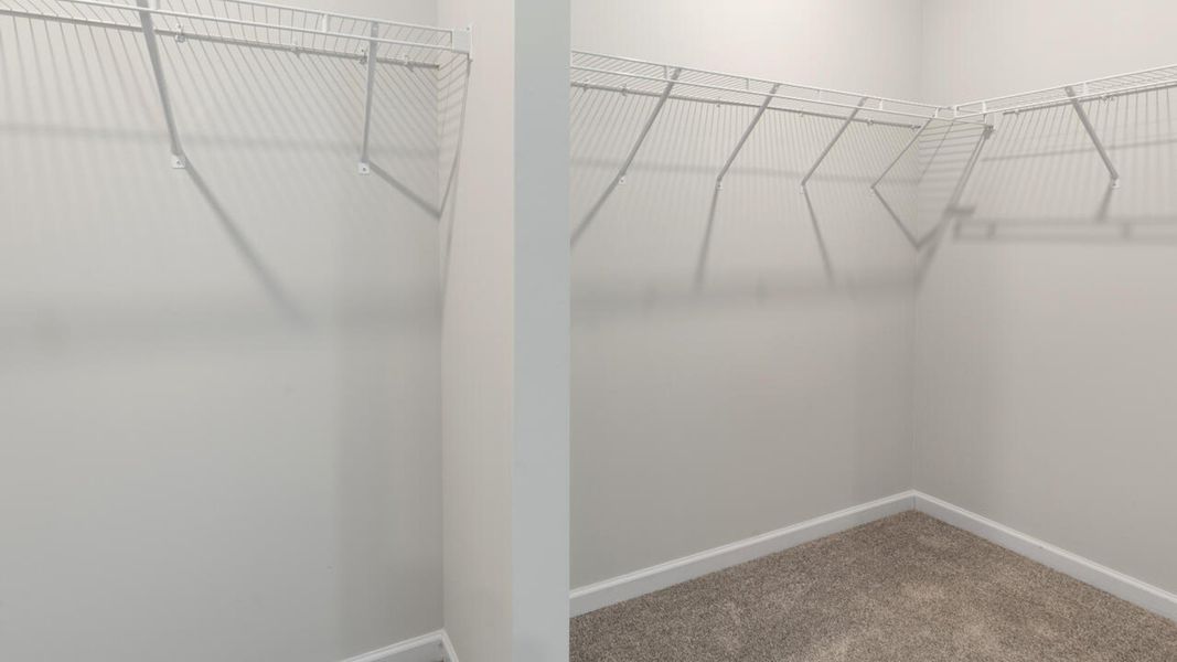 Spacious, unfurnished interior of a new home in The Preserve at Tidewater, Sneads Ferry (Image 24).