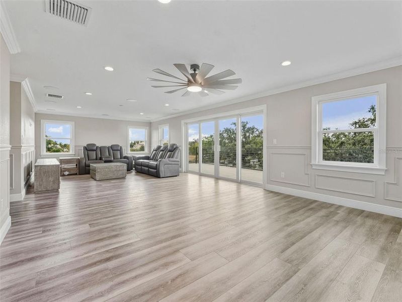 Spacious, unfurnished interior of a new home in , Tampa (Image 23). Spacious, unfurnished interior of a new home in , Tampa (Image 23).
