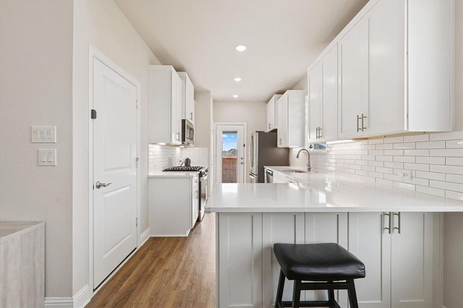 Furnished interior view inside a new home in Symmetry 37s, Frisco (Image 14).