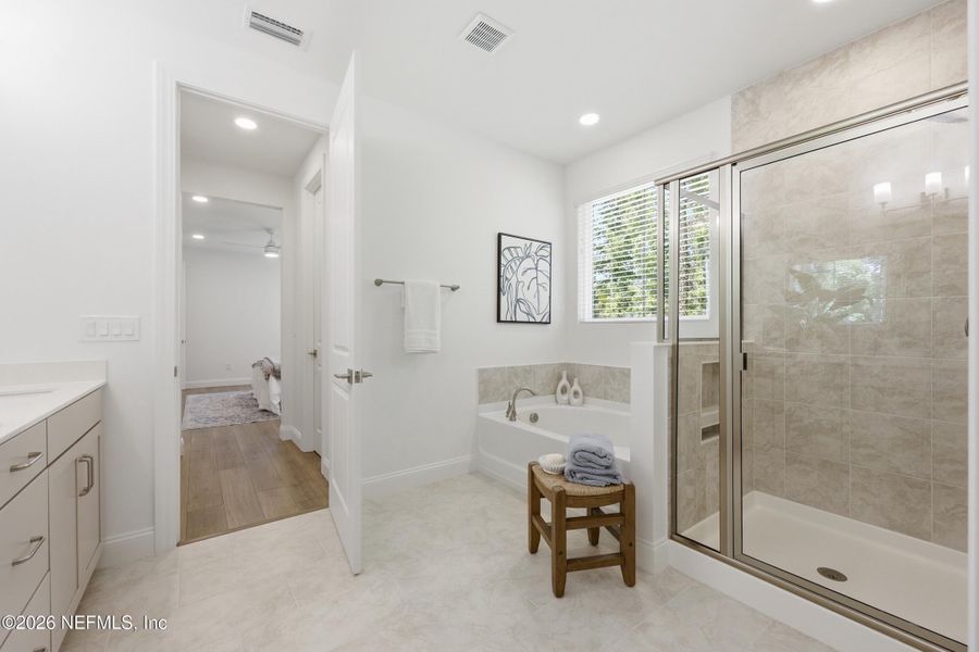 Furnished interior view inside a new home in Palm Coast Homes, Palm Coast (Image 13).
