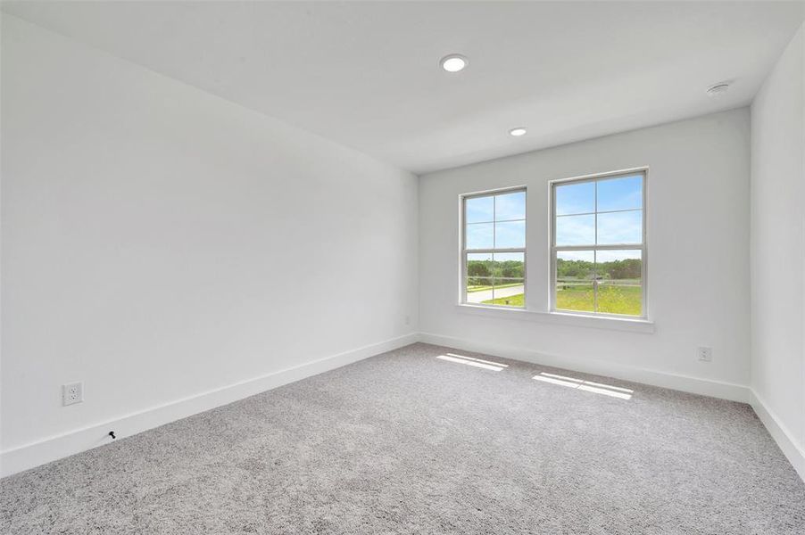 Spacious, unfurnished interior of a new home in Lily Creek at Sutton Fields, Aubrey (Image 31). Spacious, unfurnished interior of a new home in Lily Creek at Sutton Fields, Aubrey (Image 31).