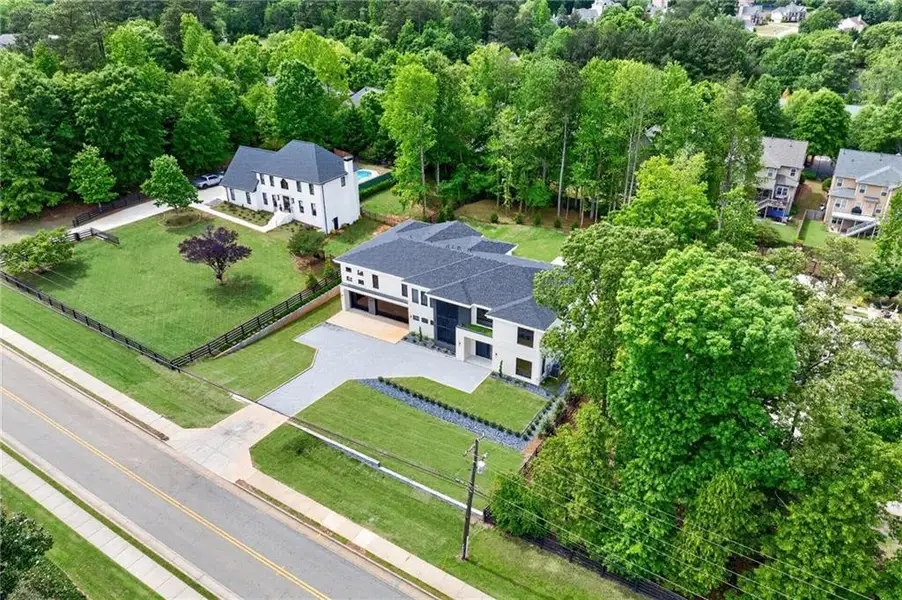Image 85 of a home in .