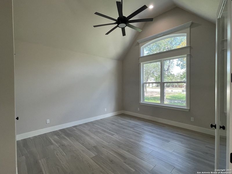 Spacious, unfurnished interior of a new home in , Castroville (Image 16).