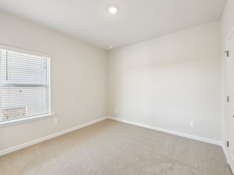 Spacious, unfurnished interior of a new home in Preserve at Mountain Creek, Pendergrass (Image 18).