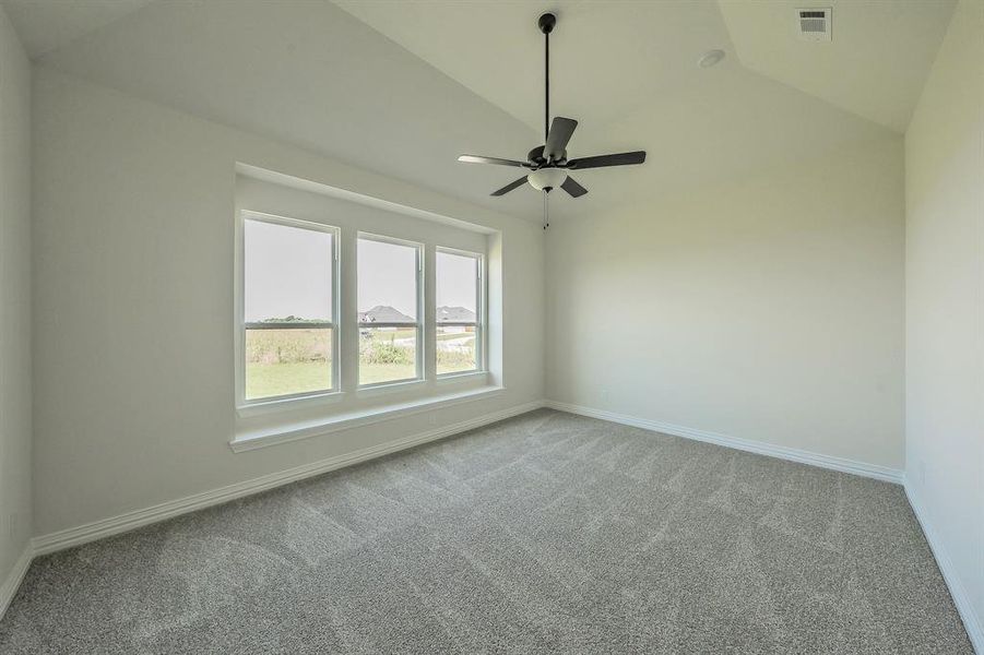 Spacious, unfurnished interior of a new home in Matthews Farms, Venus (Image 18).