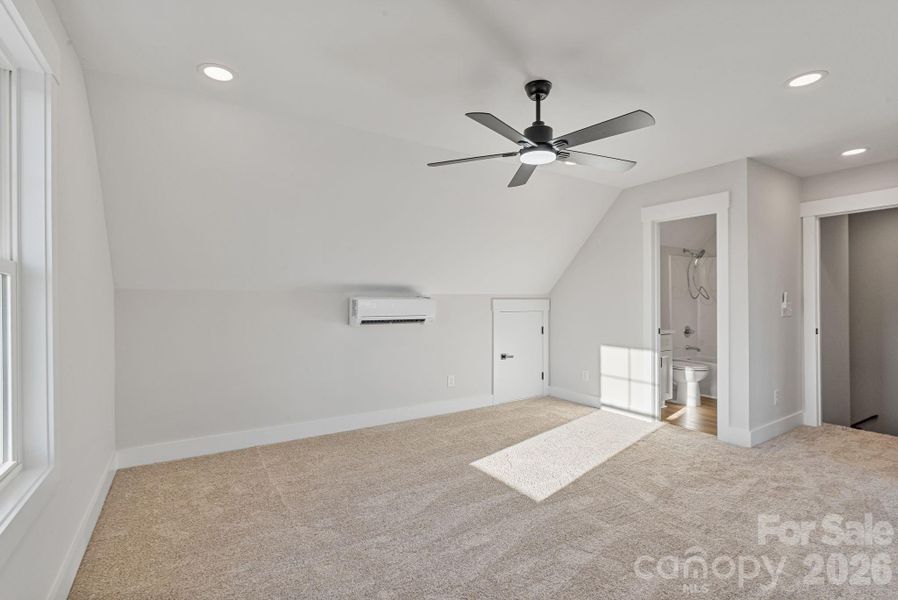 Spacious, unfurnished interior of a new home in , Salisbury (Image 22).