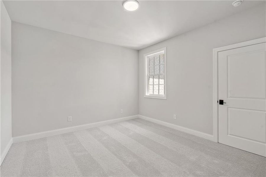 Spacious, unfurnished interior of a new home in Waterside Townhomes, Peachtree Corners (Image 23).