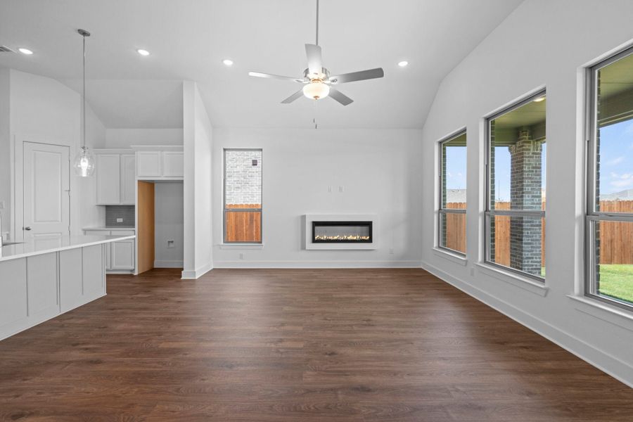 2,110sf New Home in Oak Point, TX. - Slide 21 2,110sf New Home in Oak Point, TX. - Slide 21