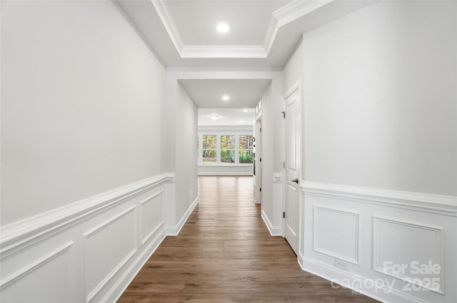 Spacious, unfurnished interior of a new home in Rone Creek, Waxhaw (Image 20). Spacious, unfurnished interior of a new home in Rone Creek, Waxhaw (Image 20).