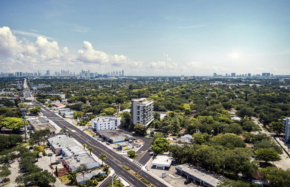 Condo located in North Miami, FL showcasing its design and architecture (Image 3).