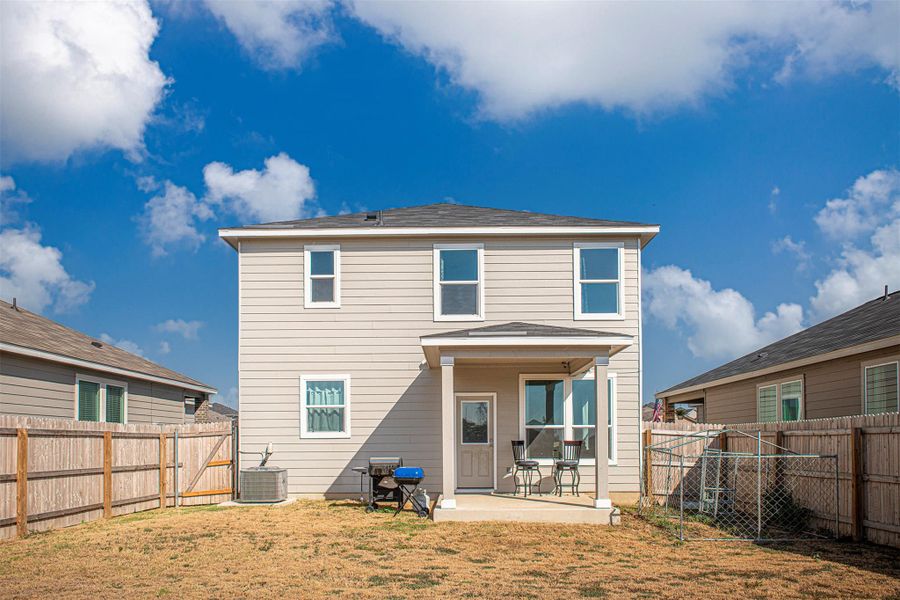 Front exterior of a new home in , New Braunfels, TX, highlighting curb appeal (Image 16).