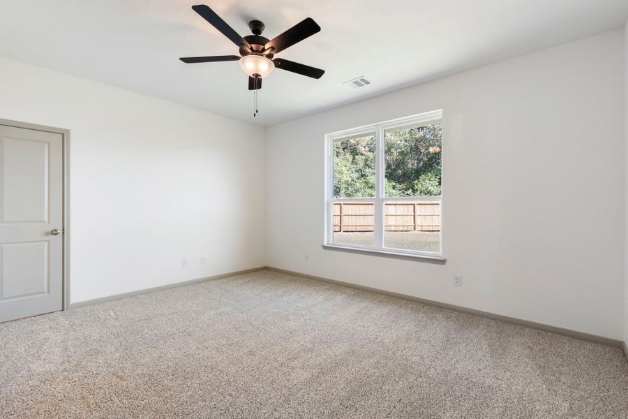 Representative unfurnished interior of a home built from the The 2341 by Stylecraft Builders in Hilltop Heights, Waco (Image 15).