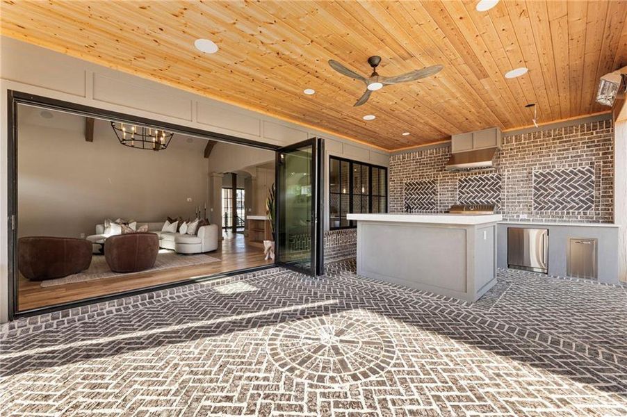 Exterior details and patio area of a home in , Alpharetta (Image 46).