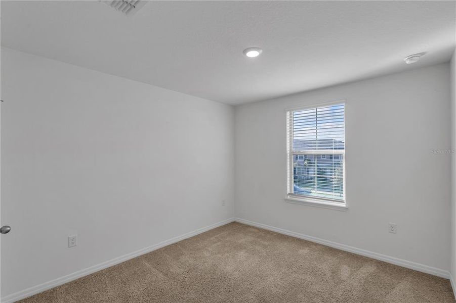 Spacious, unfurnished interior of a new home in , Winter Garden (Image 21).