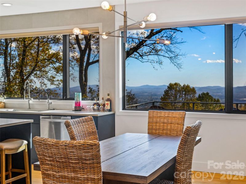 Dine with views for miles! Dine with views for miles!