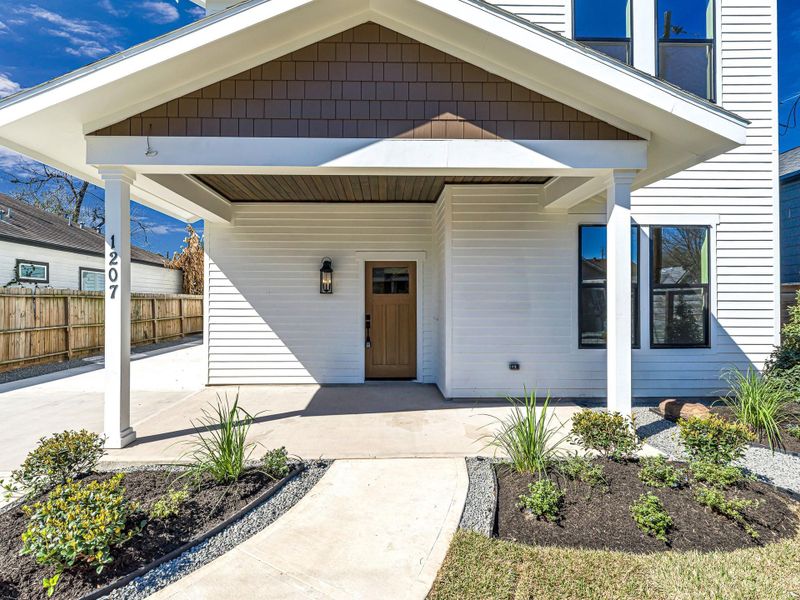 Exterior details and patio area of a home in , Houston (Image 3). Exterior details and patio area of a home in , Houston (Image 3).