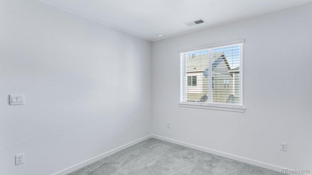 Spacious, unfurnished interior of a new home in Arcadia, Denver (Image 35).