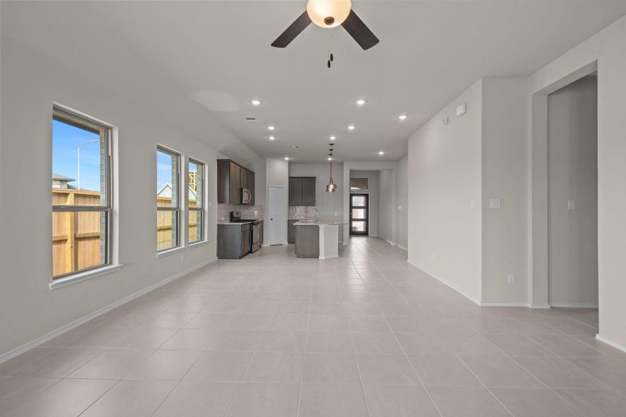 Spacious, unfurnished interior of a new home in Escondido, Magnolia (Image 24). Spacious, unfurnished interior of a new home in Escondido, Magnolia (Image 24).