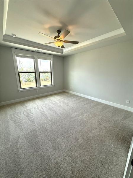 Spacious, unfurnished interior of a new home in Del Webb Chateau Elan, Hoschton (Image 6).