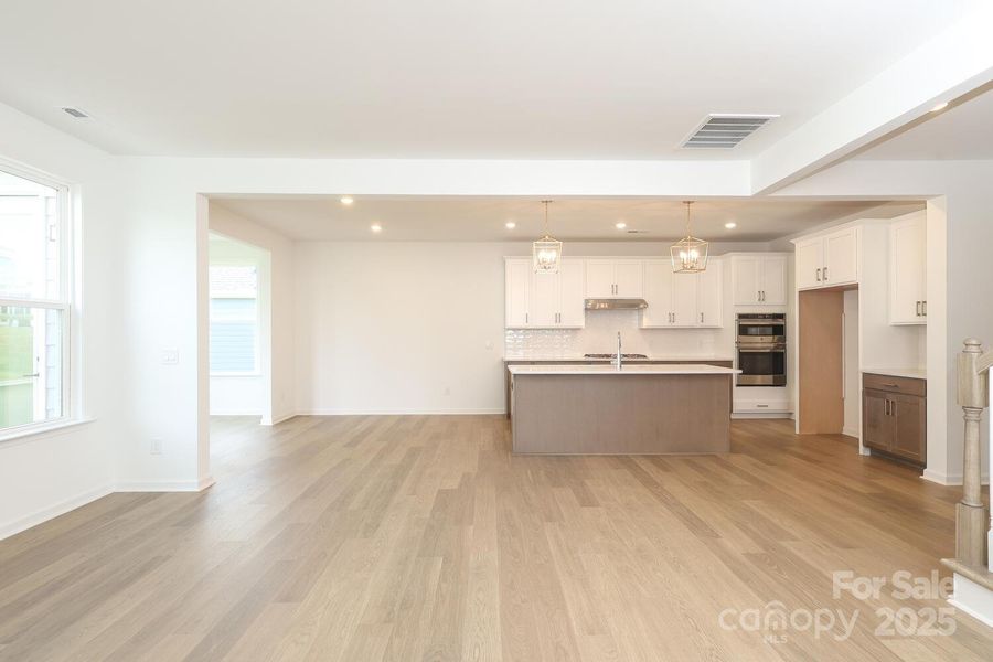 Spacious, unfurnished interior of a new home in Estates at Sugar Creek, Indian Land (Image 30).