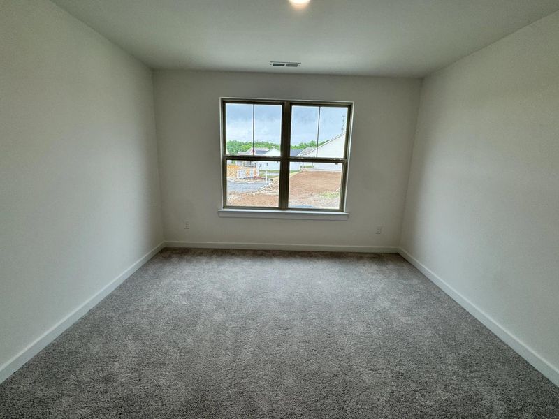 Spacious, unfurnished interior of a new home in Woods Crossing, Gallatin (Image 51).