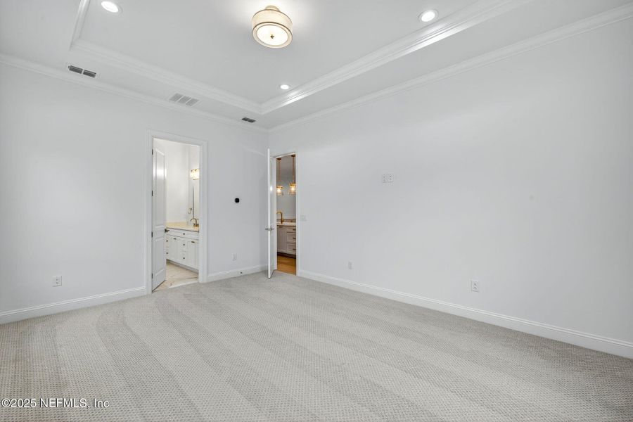 Spacious, unfurnished interior of a new home in , Ponte Vedra Beach (Image 21).