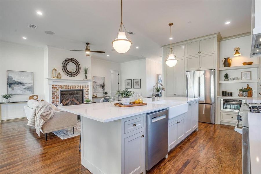 Furnished interior view inside a new home in , Grapevine (Image 34).