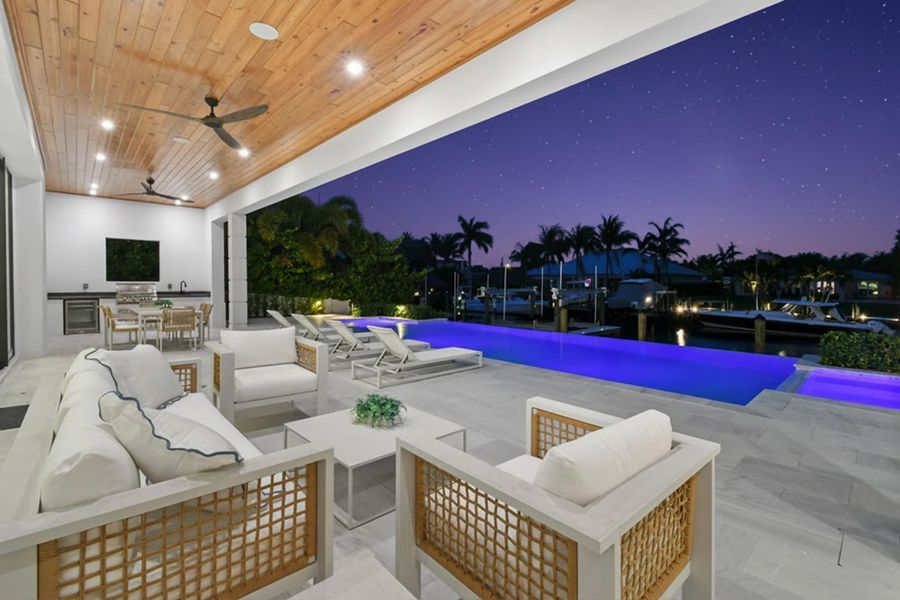 2408AzureCircle-Twilights(37)EDIT