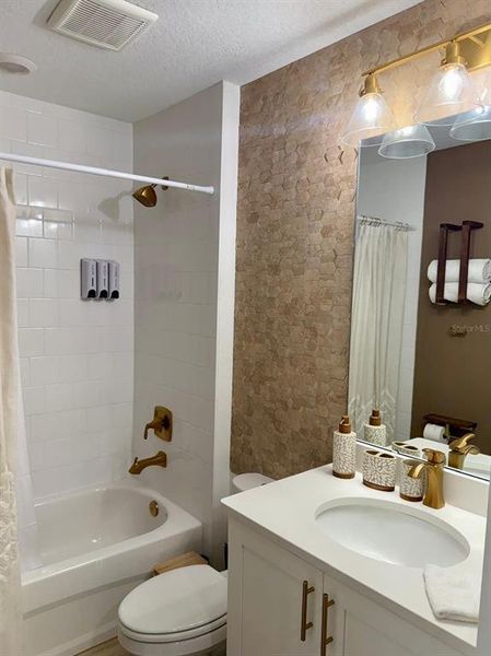 Furnished interior view inside a new home in , Davenport (Image 24). Furnished interior view inside a new home in , Davenport (Image 24).