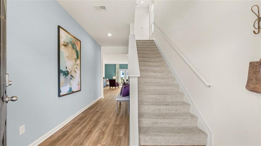 Spacious, unfurnished interior of a new home in Shoal Creek, Hampton (Image 16).