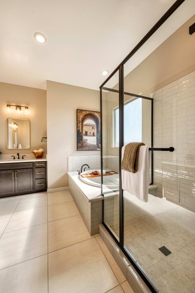 Representative furnished interior of a home built from the Holly Plan 5007 by Tri Pointe Homes in Abel Ranch, Goodyear (Image 11).