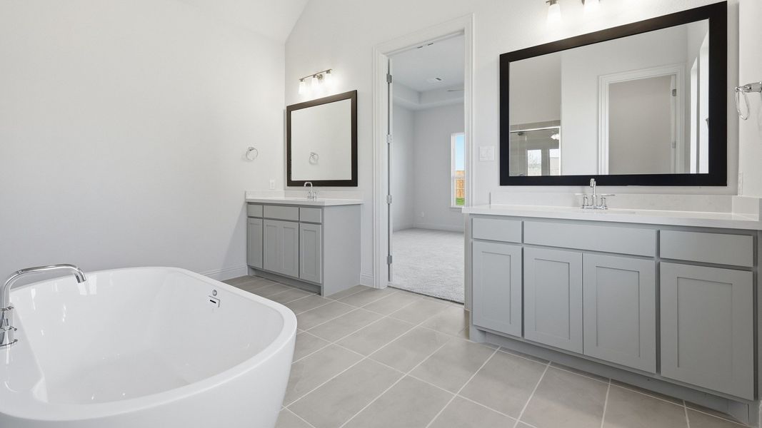 Furnished interior view inside a new home in Lakeshore Bluffs, Shady Shores (Image 45).