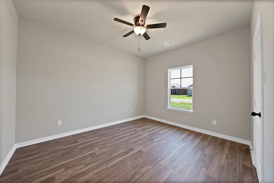 Spacious, unfurnished interior of a new home in , Mabank (Image 14).