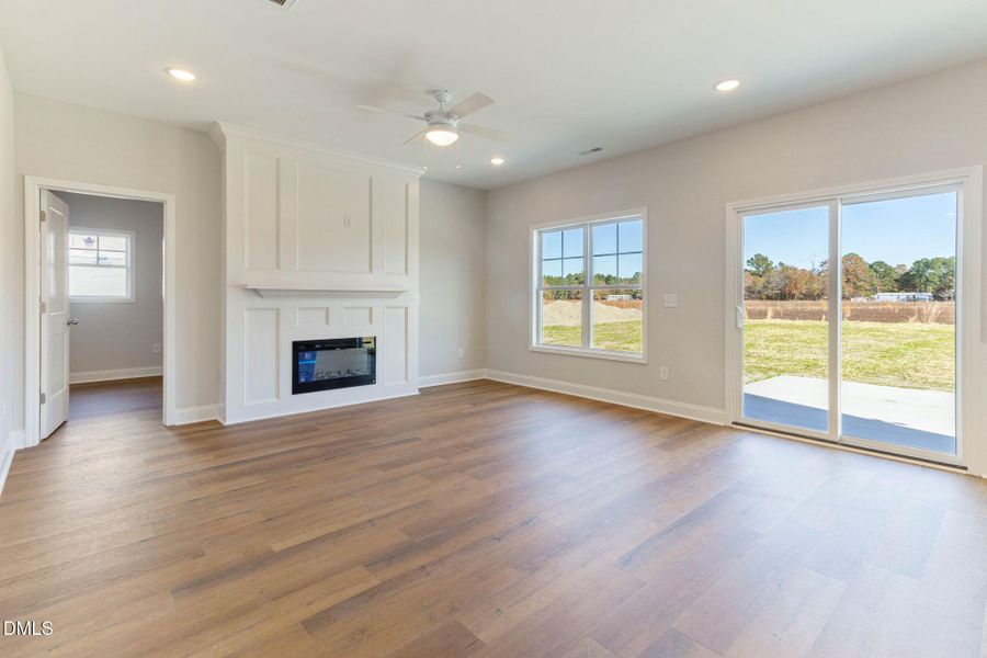 70-web-or-mls-IMG_4119 (1) 70-web-or-mls-IMG_4119 (1)