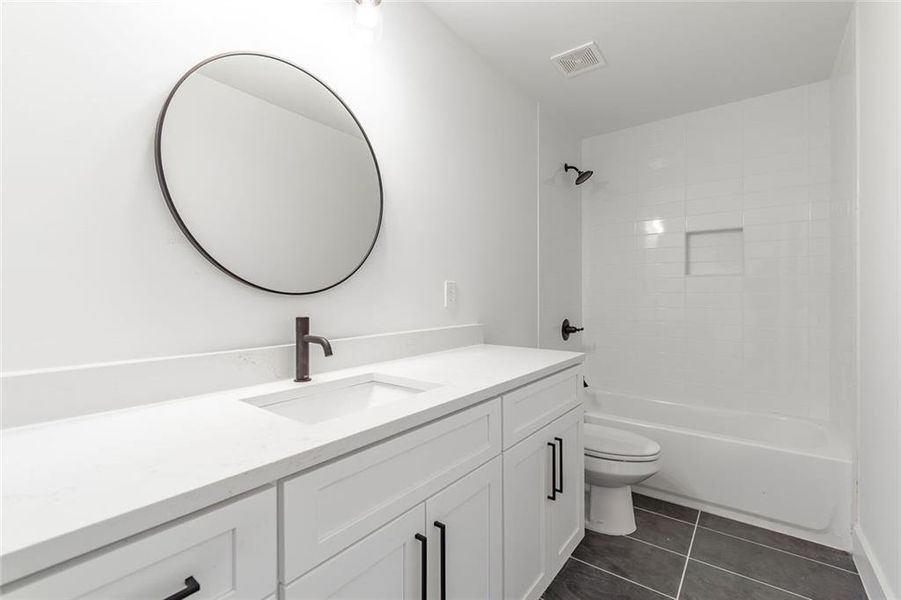 Furnished interior view inside a new home in , Gainesville (Image 17).