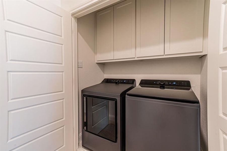 Close-up of interior finishes inside a home in , Aledo (Image 19). Close-up of interior finishes inside a home in , Aledo (Image 19).