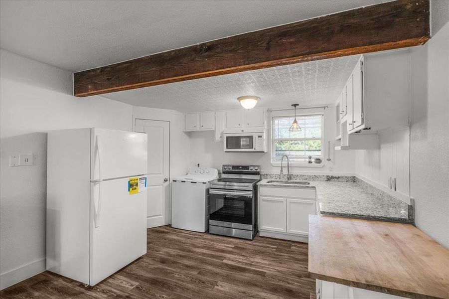 Furnished interior view inside a new home in , Granbury (Image 11). Furnished interior view inside a new home in , Granbury (Image 11).