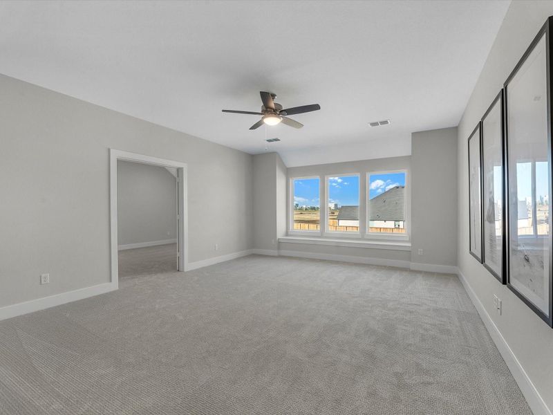 Spacious, unfurnished interior of a new home in Dunham Pointe 60′, Cypress (Image 20).