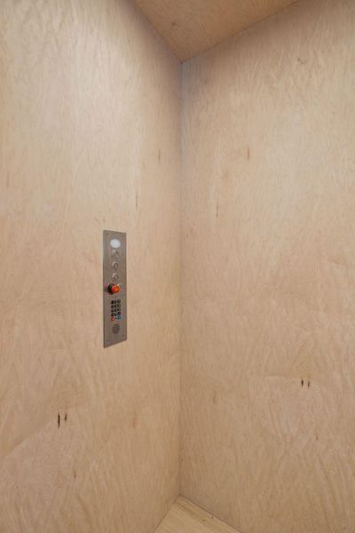 Image 77 of a home in .